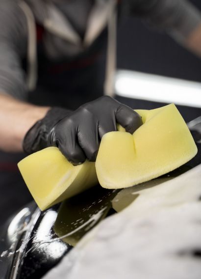 beautiful-car-washing-service (1)