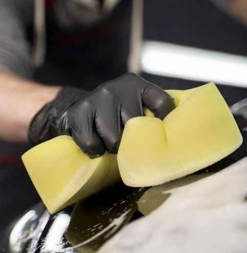 beautiful-car-washing-service (1)